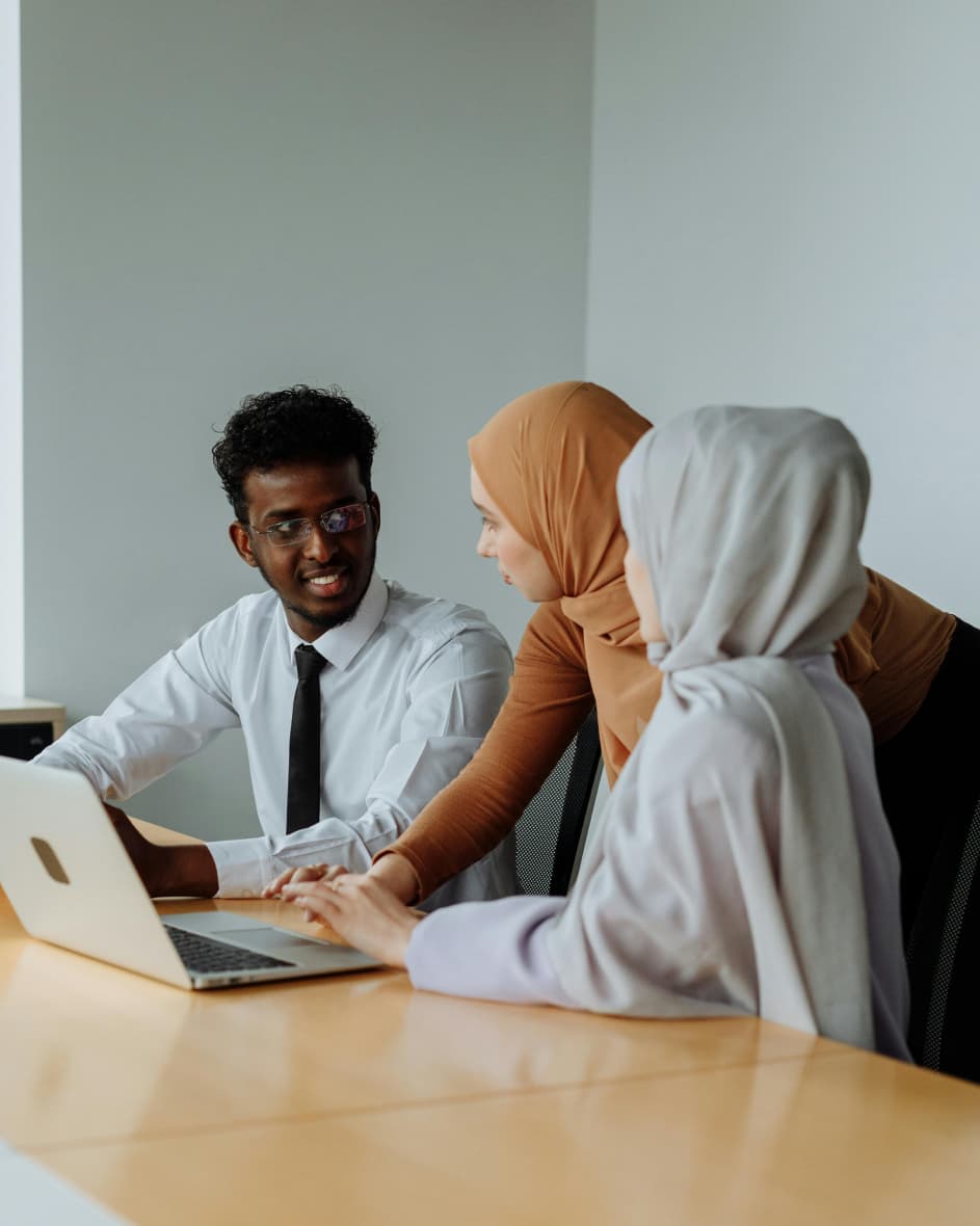 iBilik Group team working together in the office